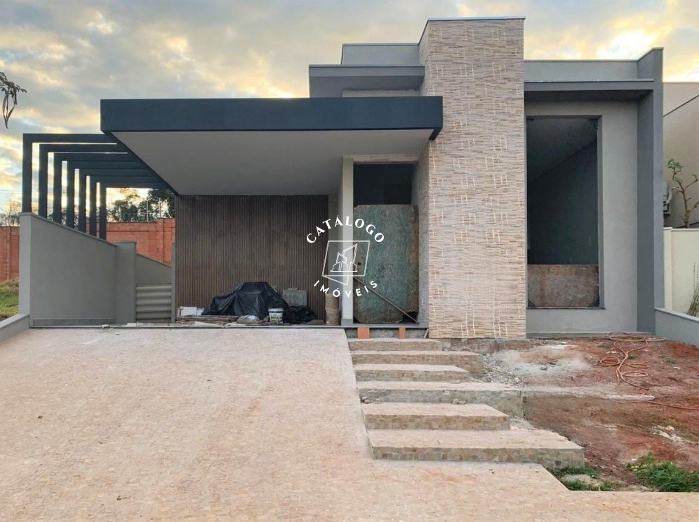 Casa de Condomínio à venda com 3 quartos, 285m² - Foto 1