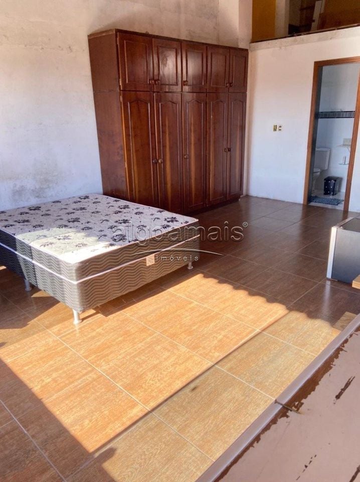 Casa à venda com 2 quartos, 130m² - Foto 13