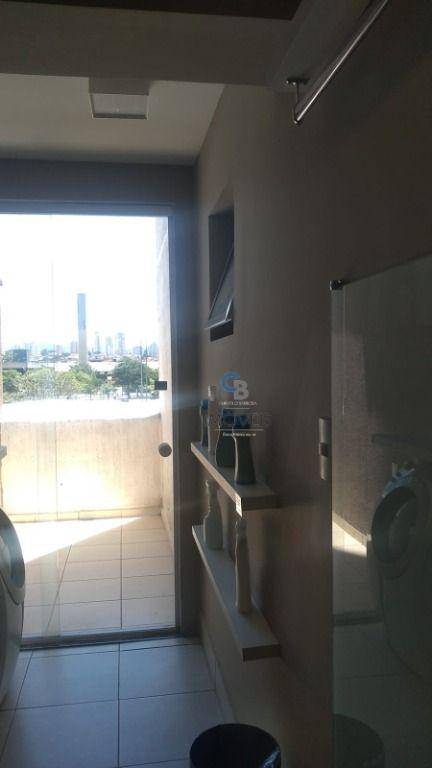 Apartamento à venda com 3 quartos, 70m² - Foto 11