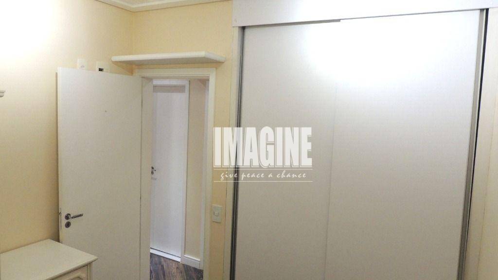 Apartamento à venda com 3 quartos, 64m² - Foto 17