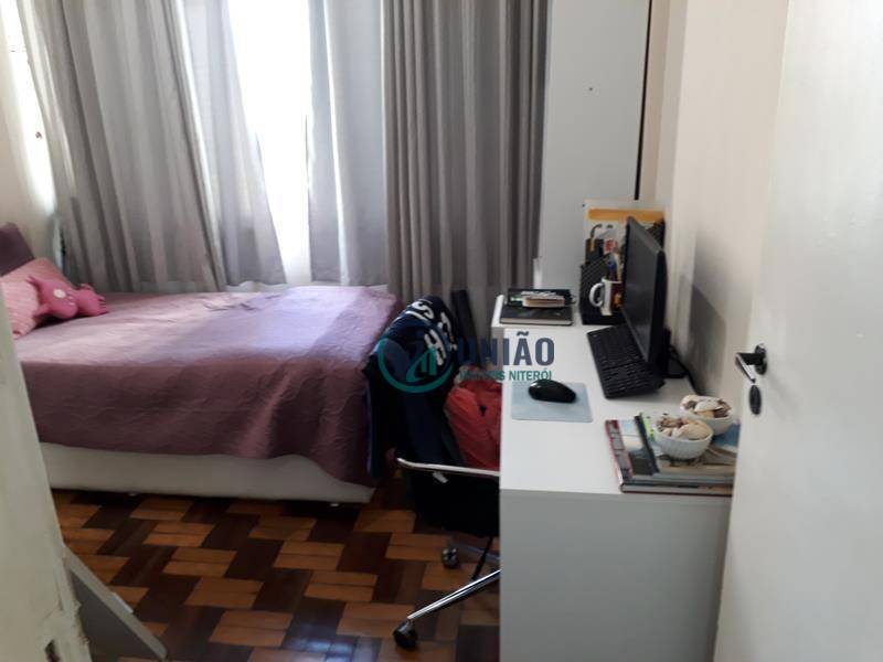 Apartamento à venda com 2 quartos, 68m² - Foto 12