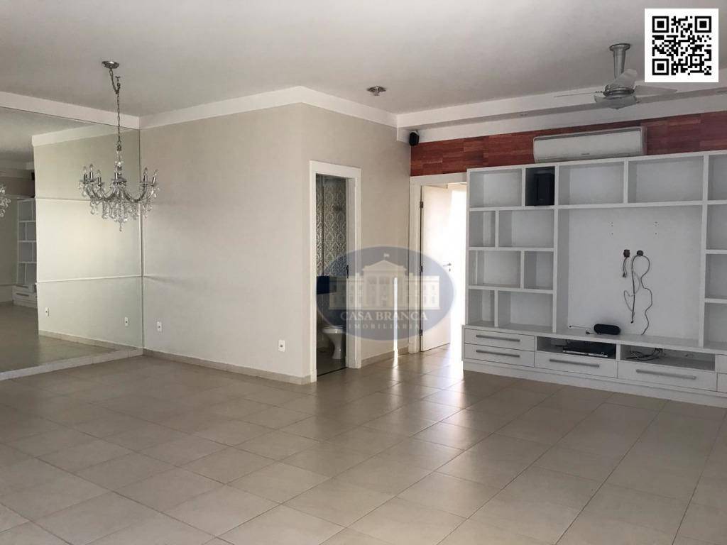 Apartamento para alugar com 3 quartos, 142m² - Foto 1