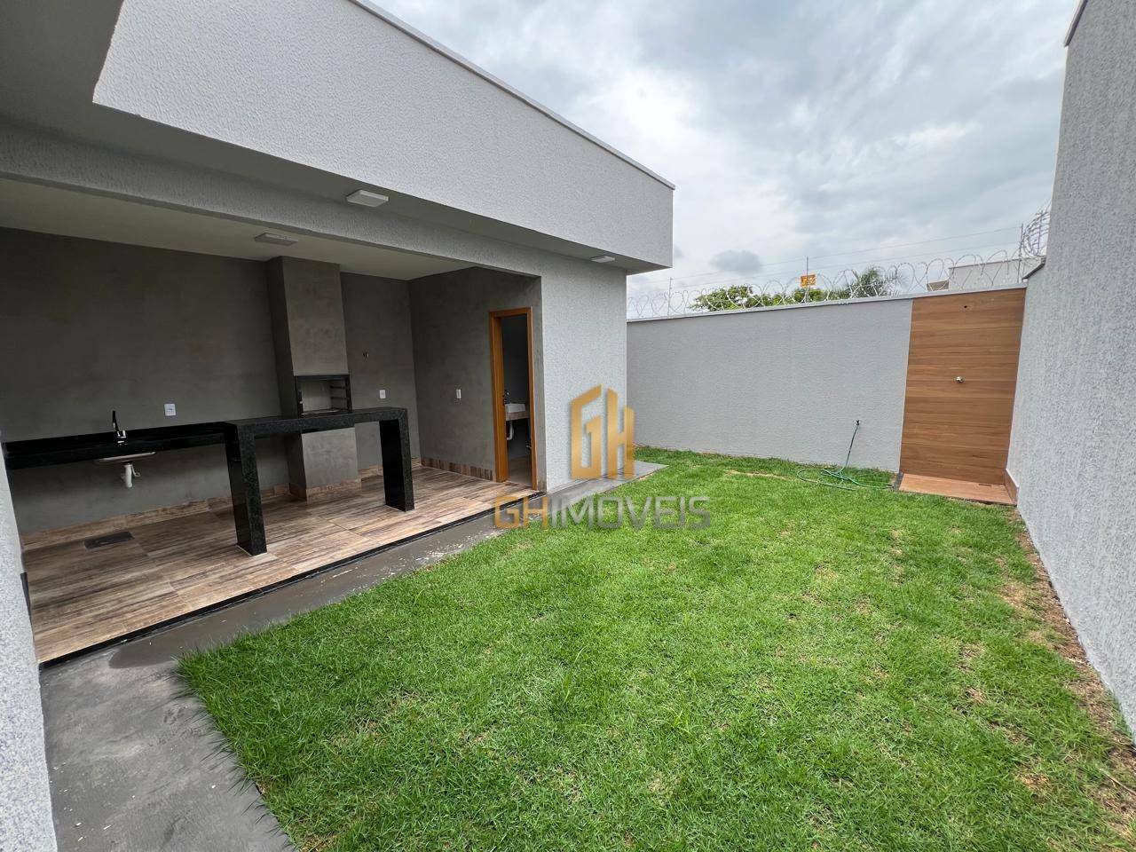 Casa à venda com 3 quartos, 115m² - Foto 3