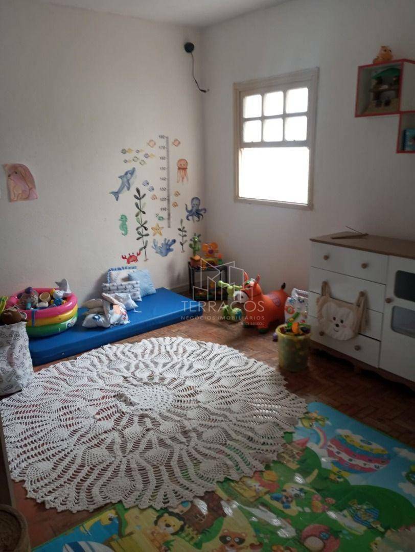 Casa à venda com 2 quartos, 129m² - Foto 10