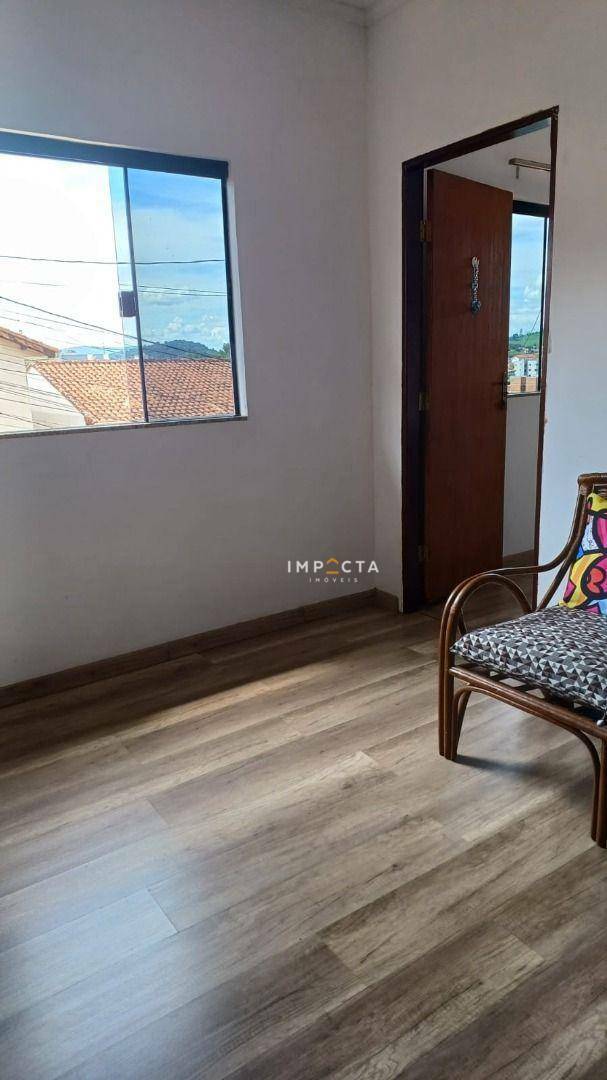 Sobrado à venda com 4 quartos, 265m² - Foto 12