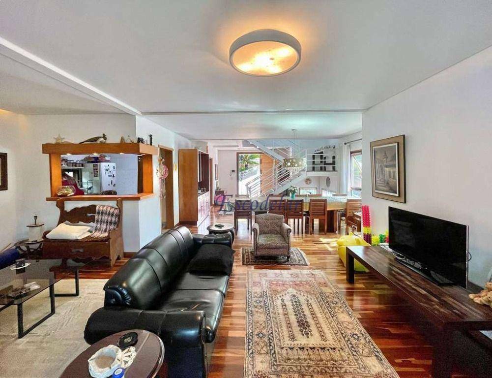 Casa à venda com 3 quartos, 357m² - Foto 6