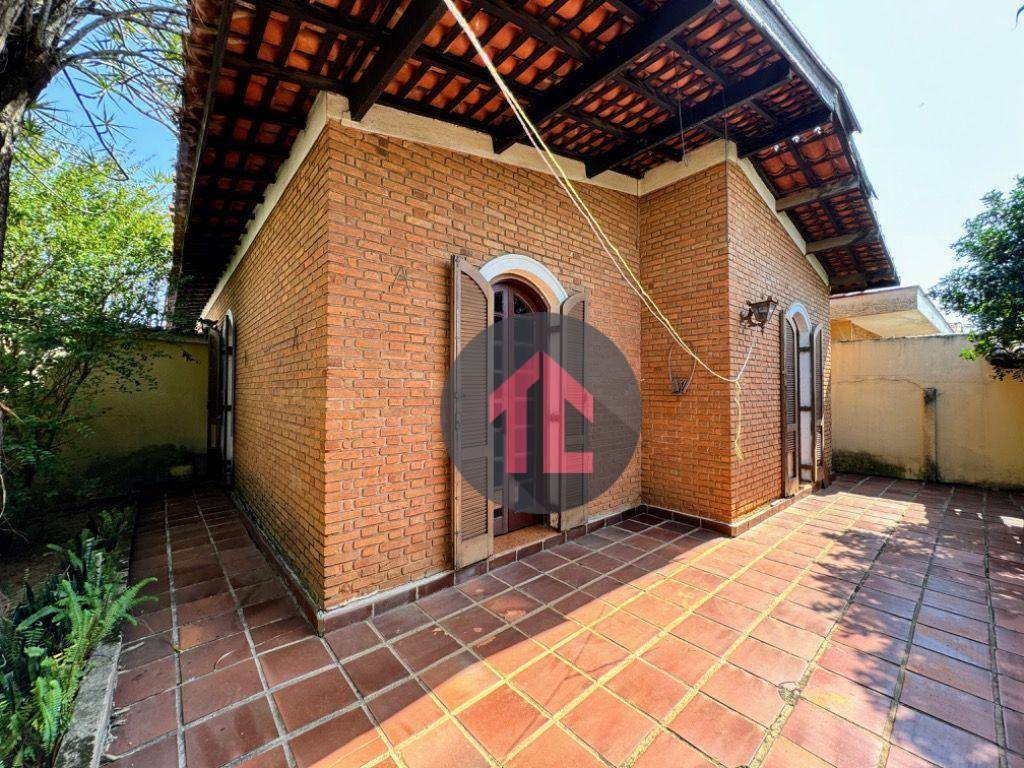 Casa à venda com 3 quartos, 154m² - Foto 26