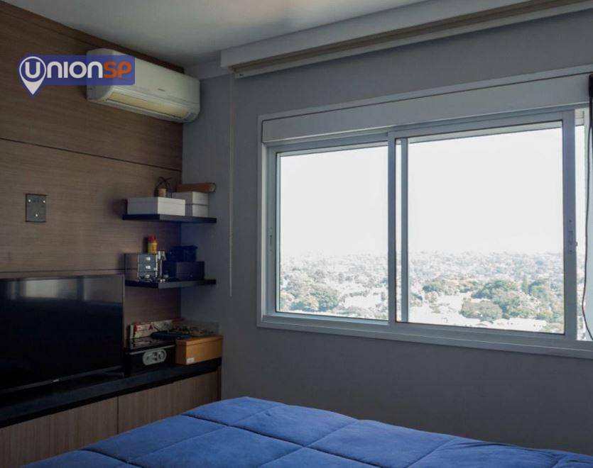 Apartamento à venda com 3 quartos, 180m² - Foto 8