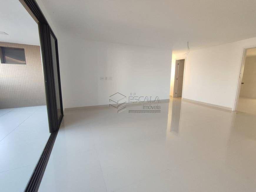 Apartamento à venda com 3 quartos, 162m² - Foto 8