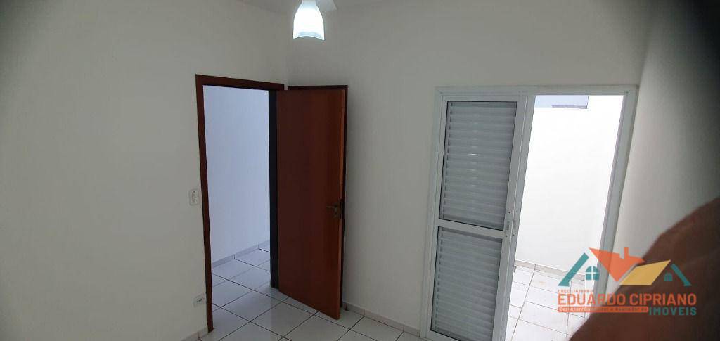 Casa à venda e aluguel com 3 quartos, 111m² - Foto 20