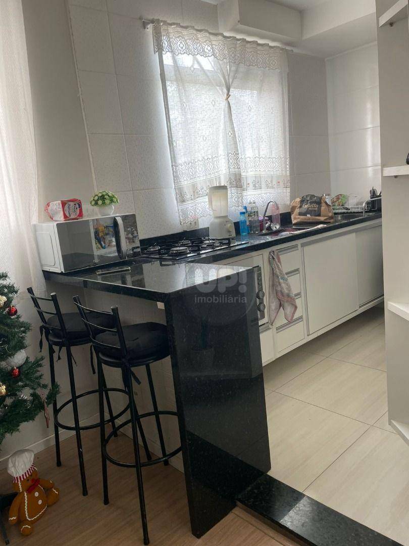 Apartamento à venda com 2 quartos, 44m² - Foto 2