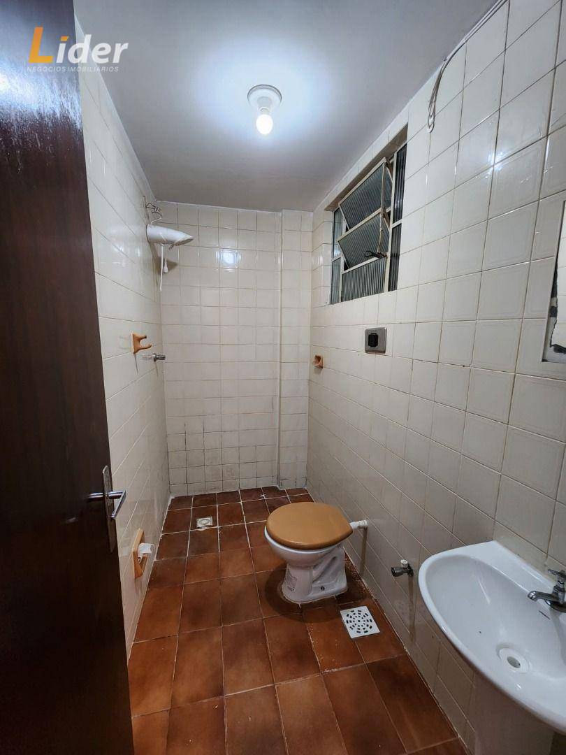 Apartamento para alugar com 1 quarto, 45m² - Foto 6