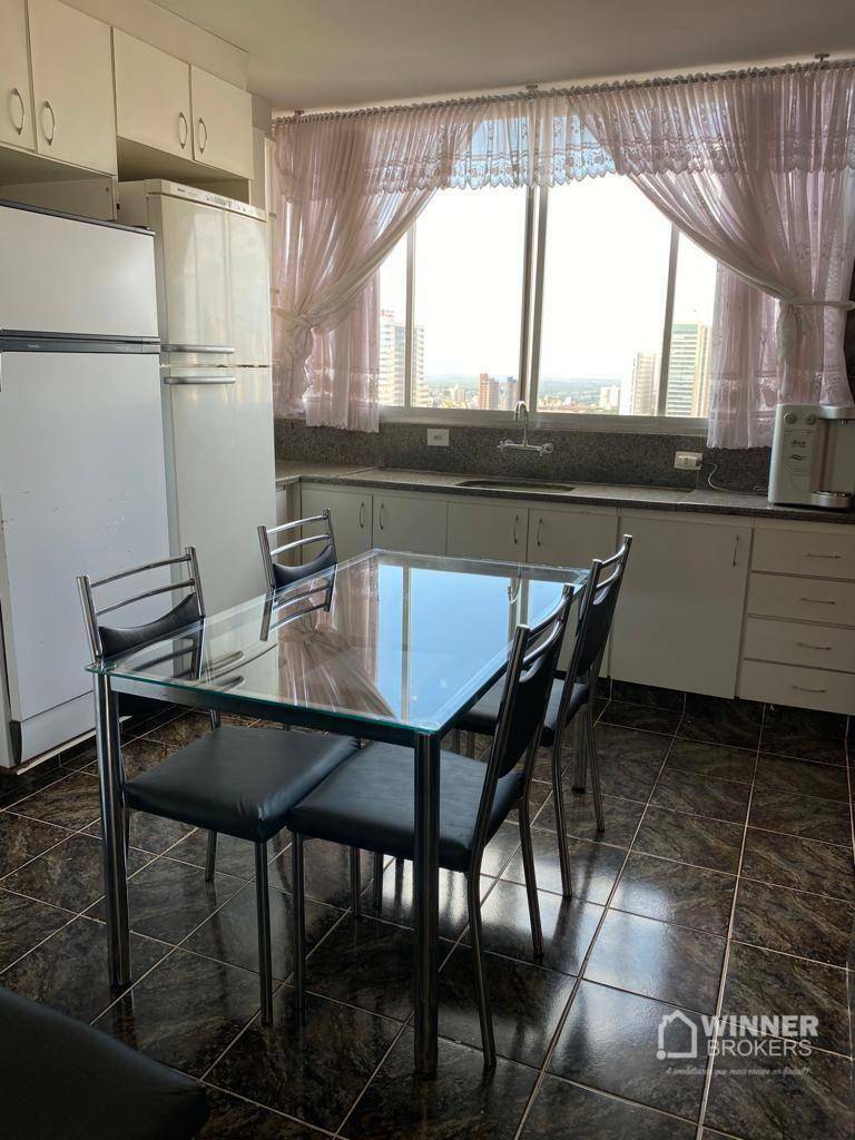 Apartamento à venda com 4 quartos, 218m² - Foto 21