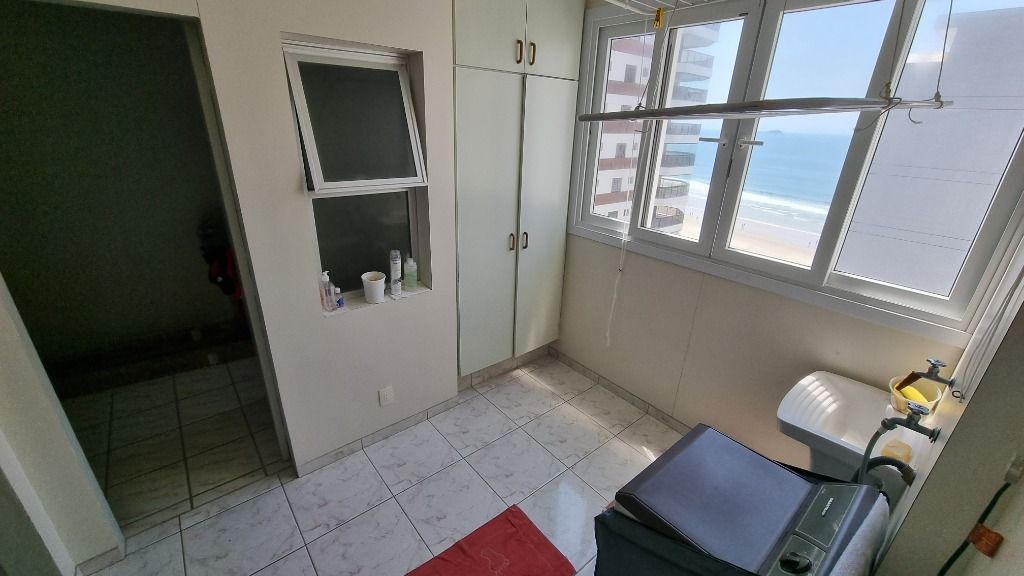 Apartamento à venda com 3 quartos, 157m² - Foto 25