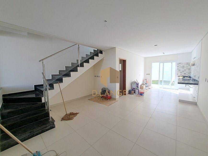 Casa à venda com 3 quartos, 134m² - Foto 5