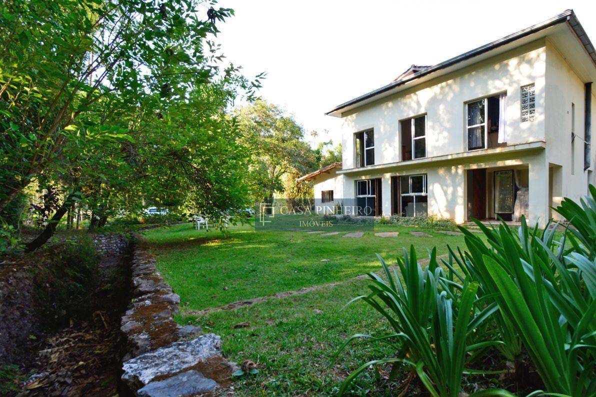 Casa à venda com 4 quartos, 300m² - Foto 16