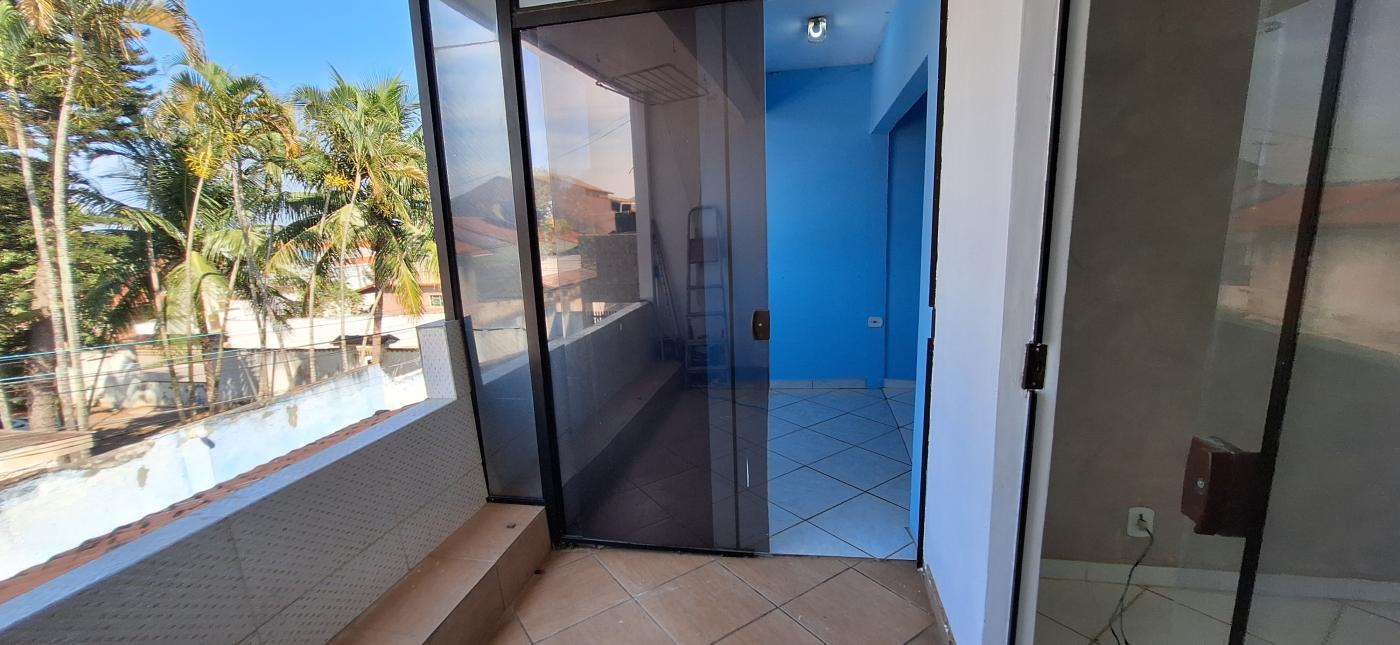 Casa à venda com 3 quartos, 130m² - Foto 15