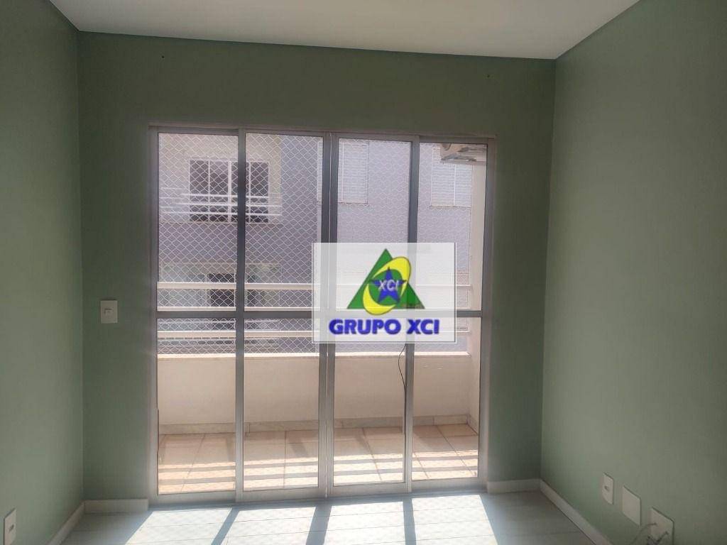 Apartamento à venda com 3 quartos, 70m² - Foto 24