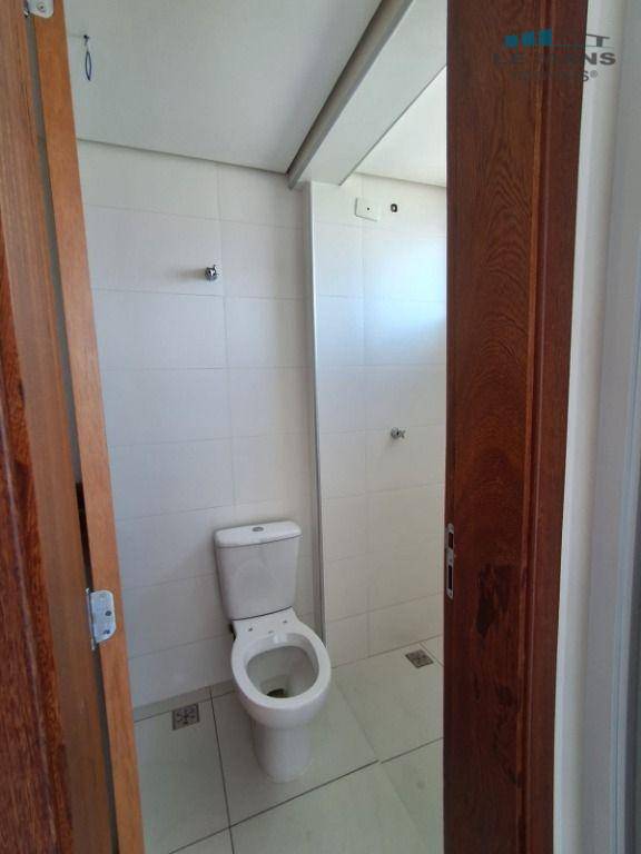 Apartamento à venda com 3 quartos, 98m² - Foto 11