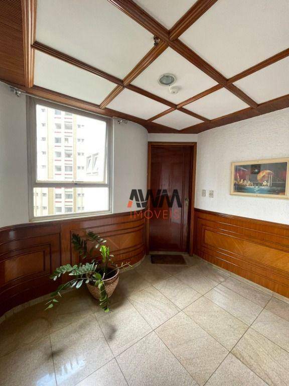 Apartamento à venda com 4 quartos, 300m² - Foto 3