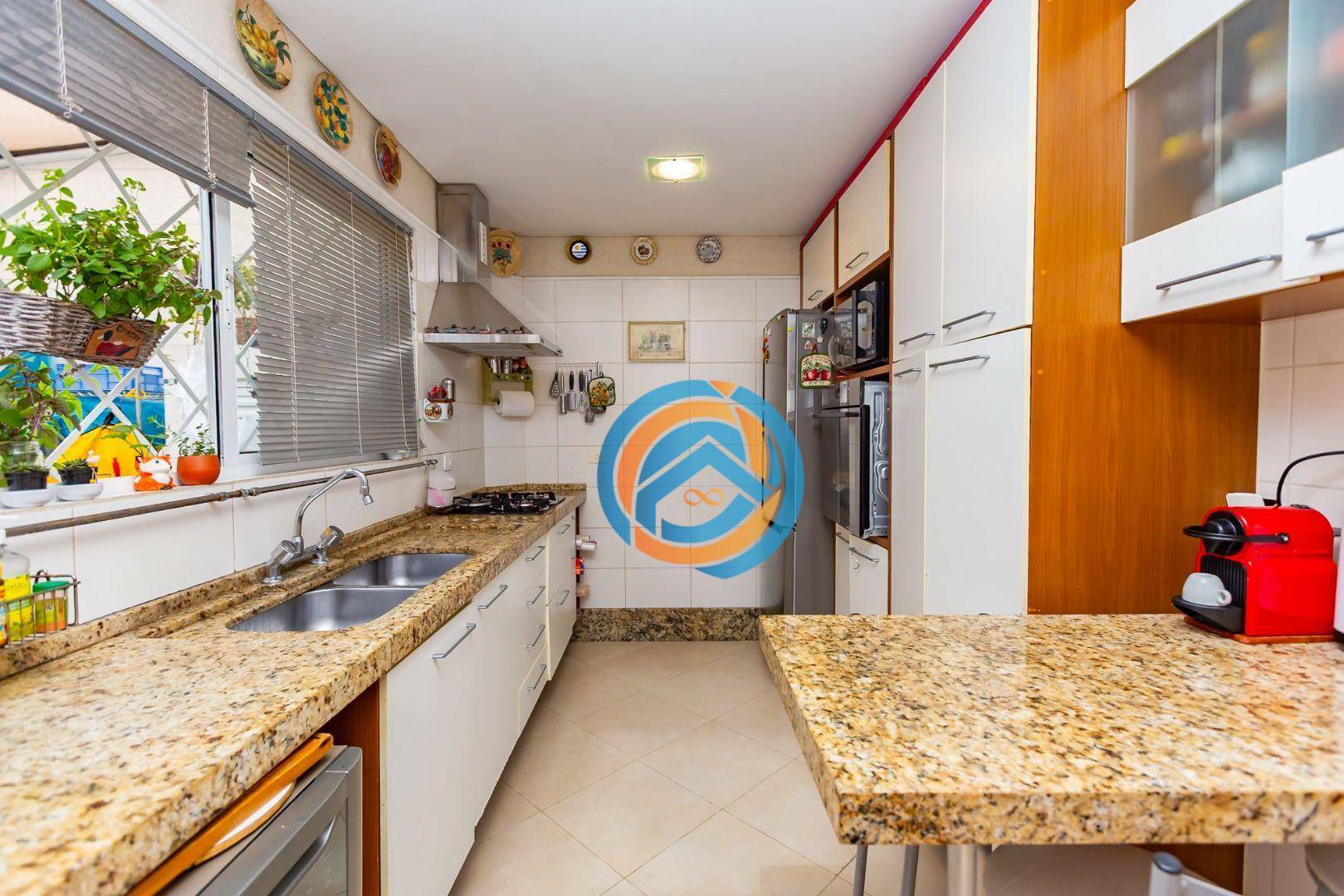 Sobrado à venda com 5 quartos, 220m² - Foto 49
