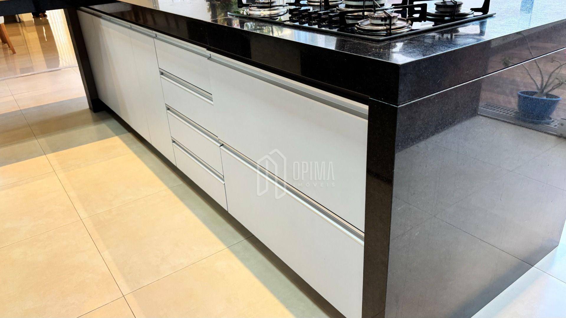 Casa à venda com 3 quartos, 220m² - Foto 24