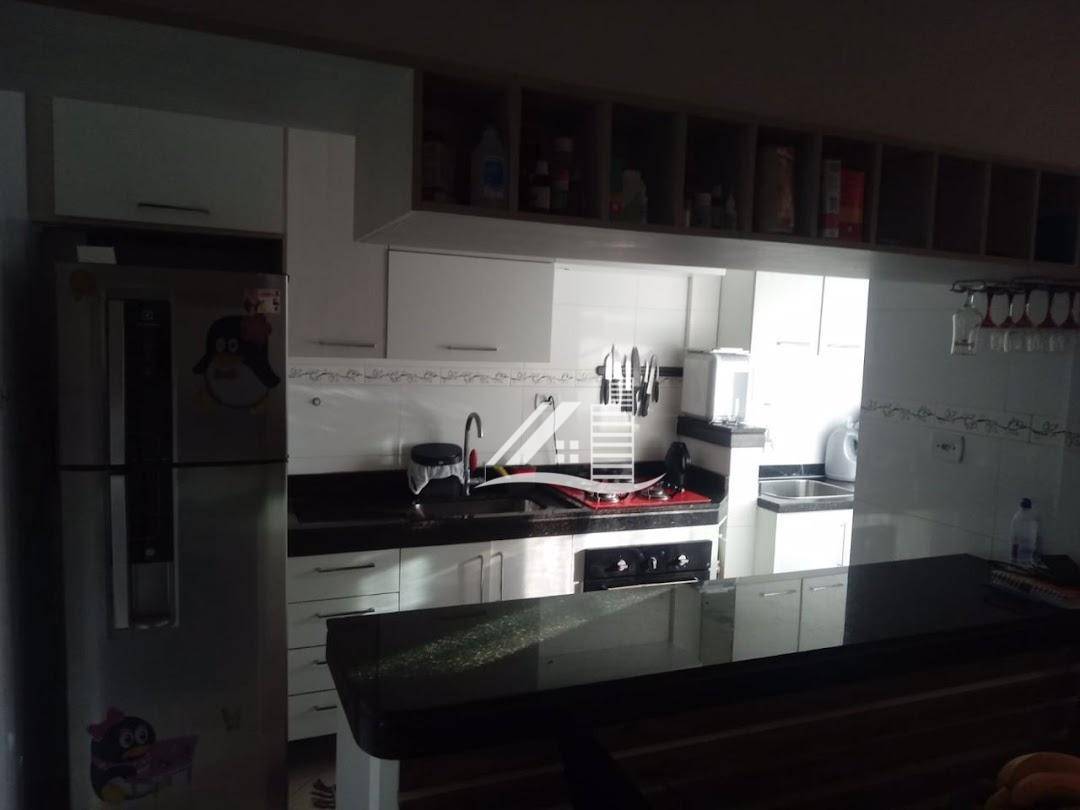 Apartamento à venda com 2 quartos, 67m² - Foto 6