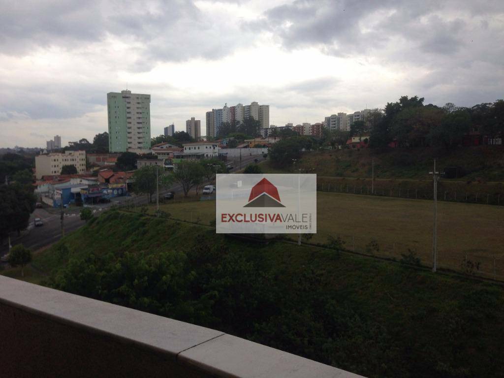 Apartamento à venda com 3 quartos, 76m² - Foto 13