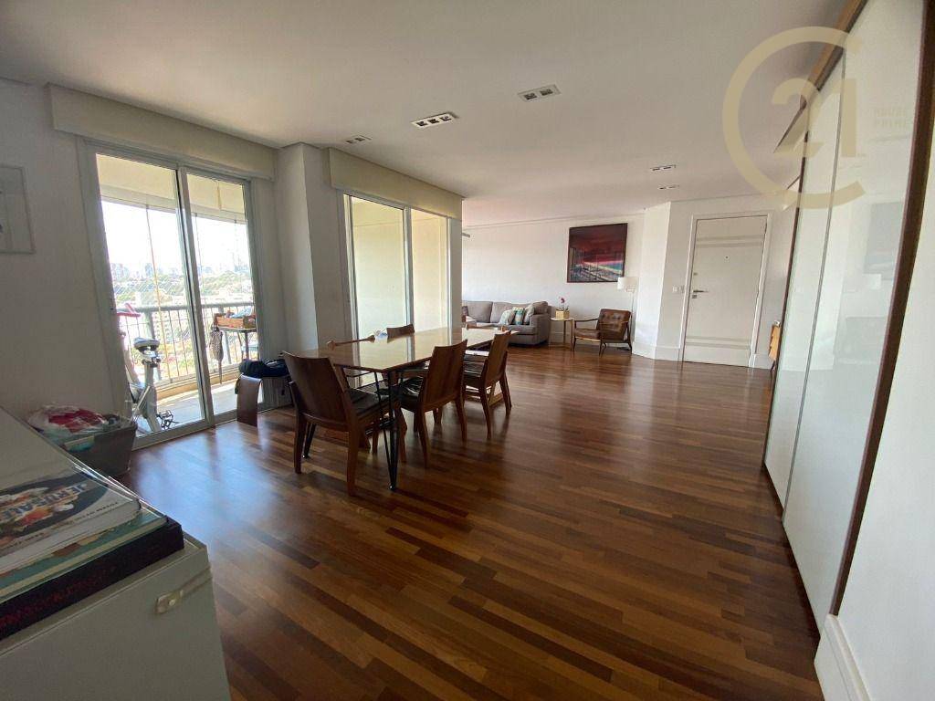 Apartamento à venda com 2 quartos, 115m² - Foto 4