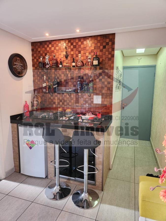 Apartamento à venda com 3 quartos, 63m² - Foto 1