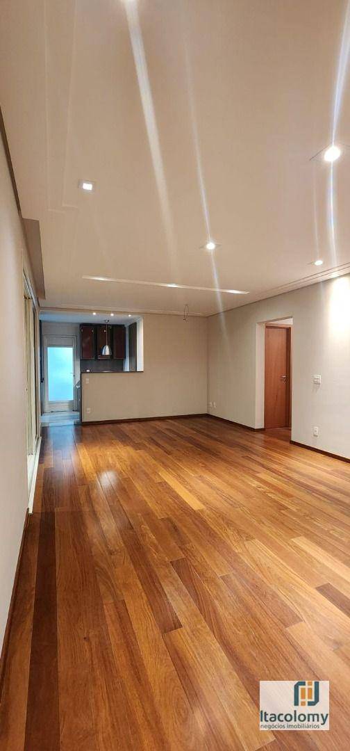 Apartamento à venda com 4 quartos, 156m² - Foto 22