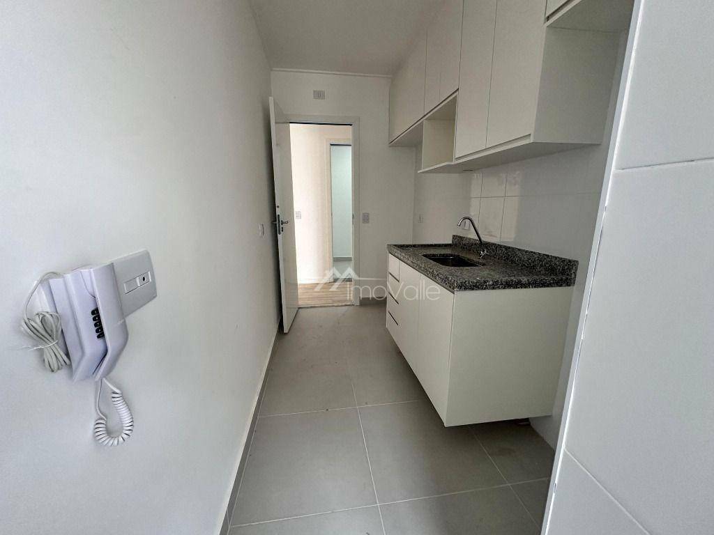 Apartamento para alugar com 2 quartos, 60m² - Foto 4