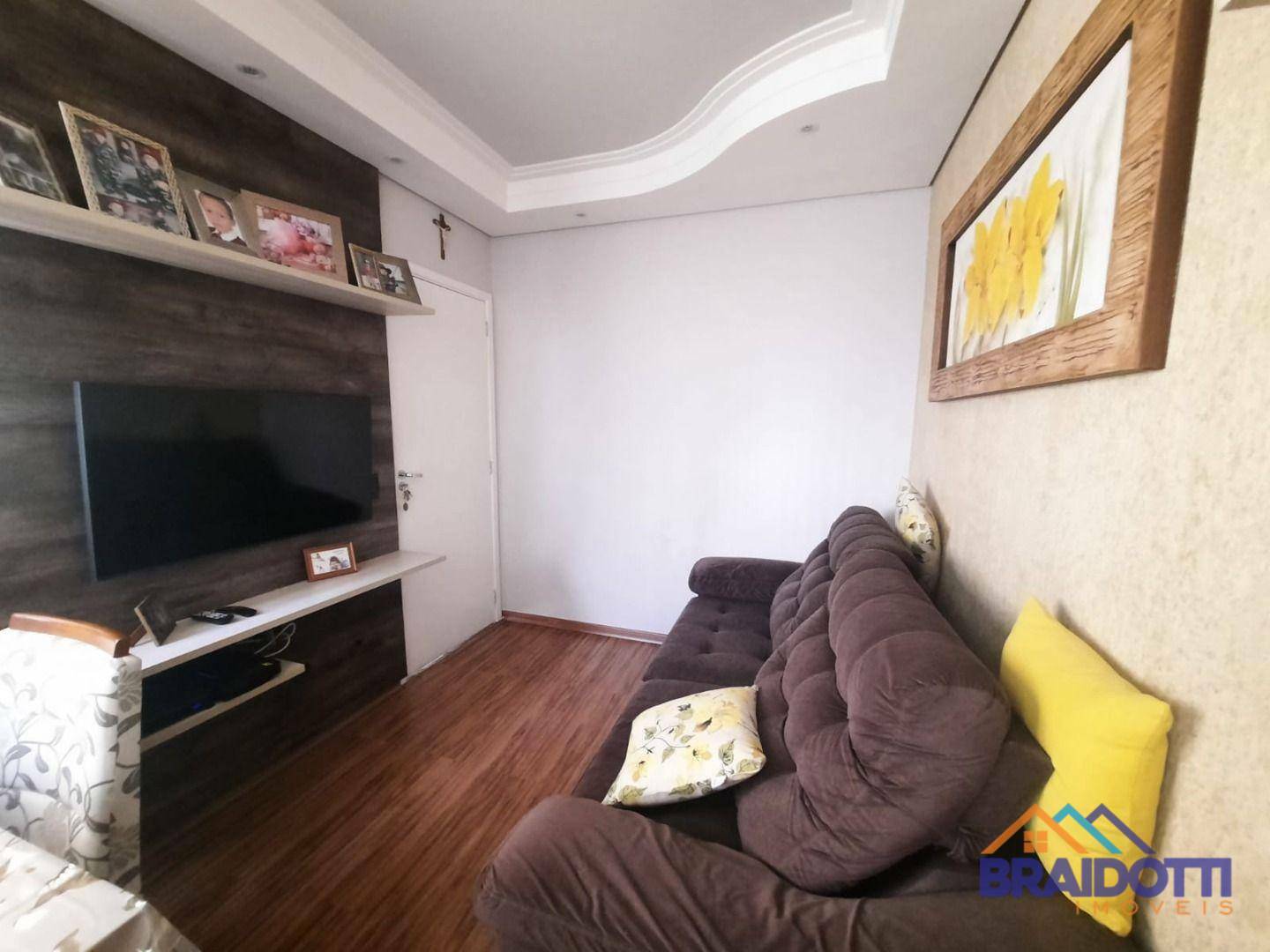 Apartamento à venda com 2 quartos, 45m² - Foto 3