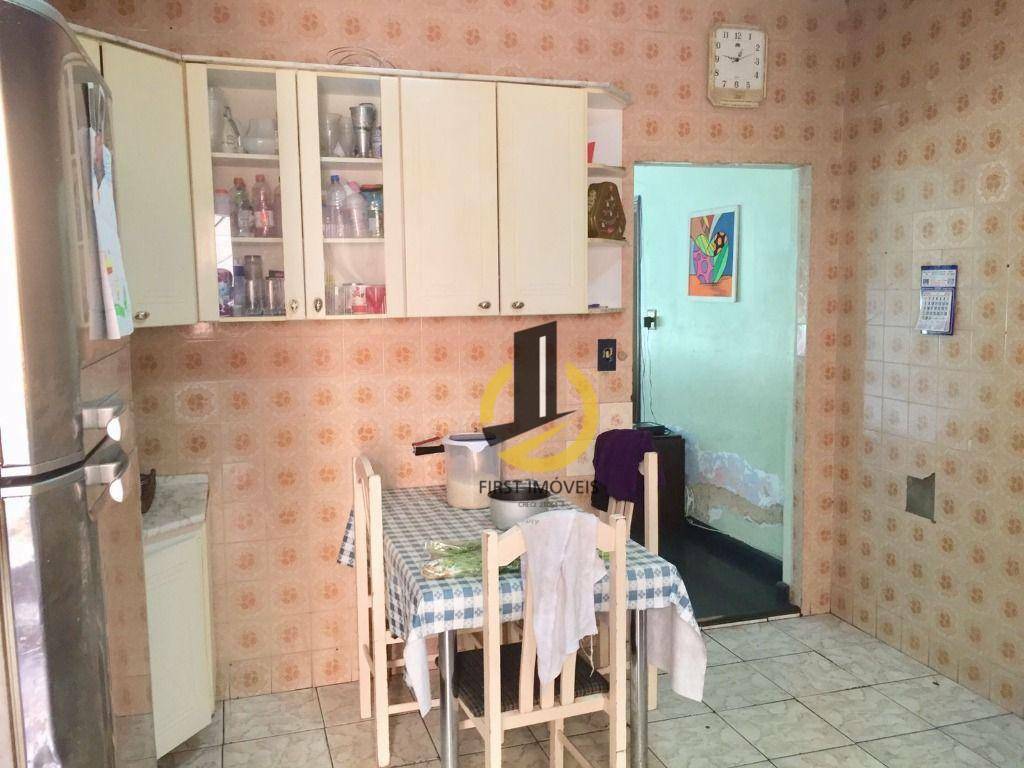 Sobrado à venda com 4 quartos, 240m² - Foto 22