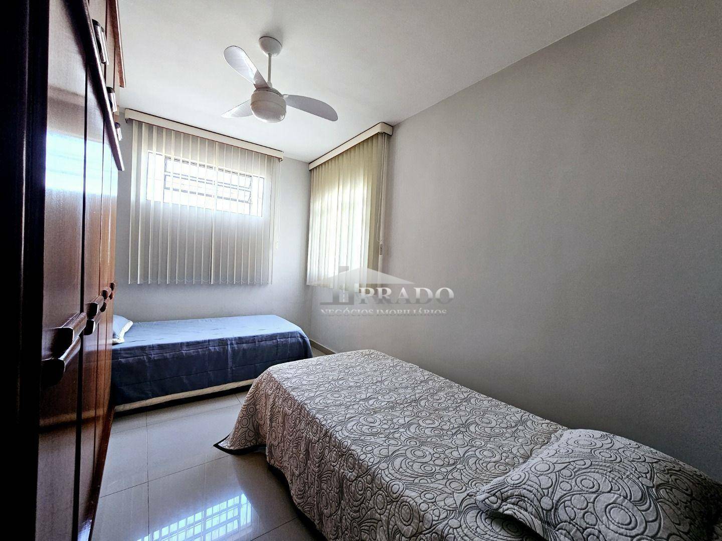Casa à venda com 2 quartos, 120m² - Foto 8