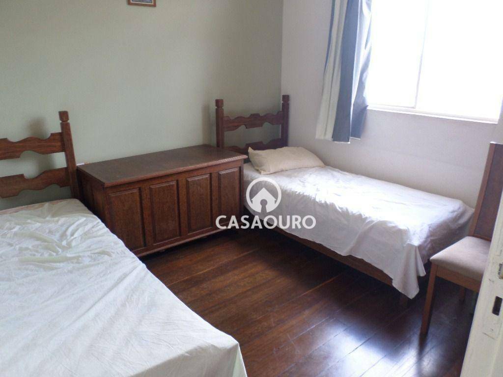 Apartamento à venda com 2 quartos, 70m² - Foto 11