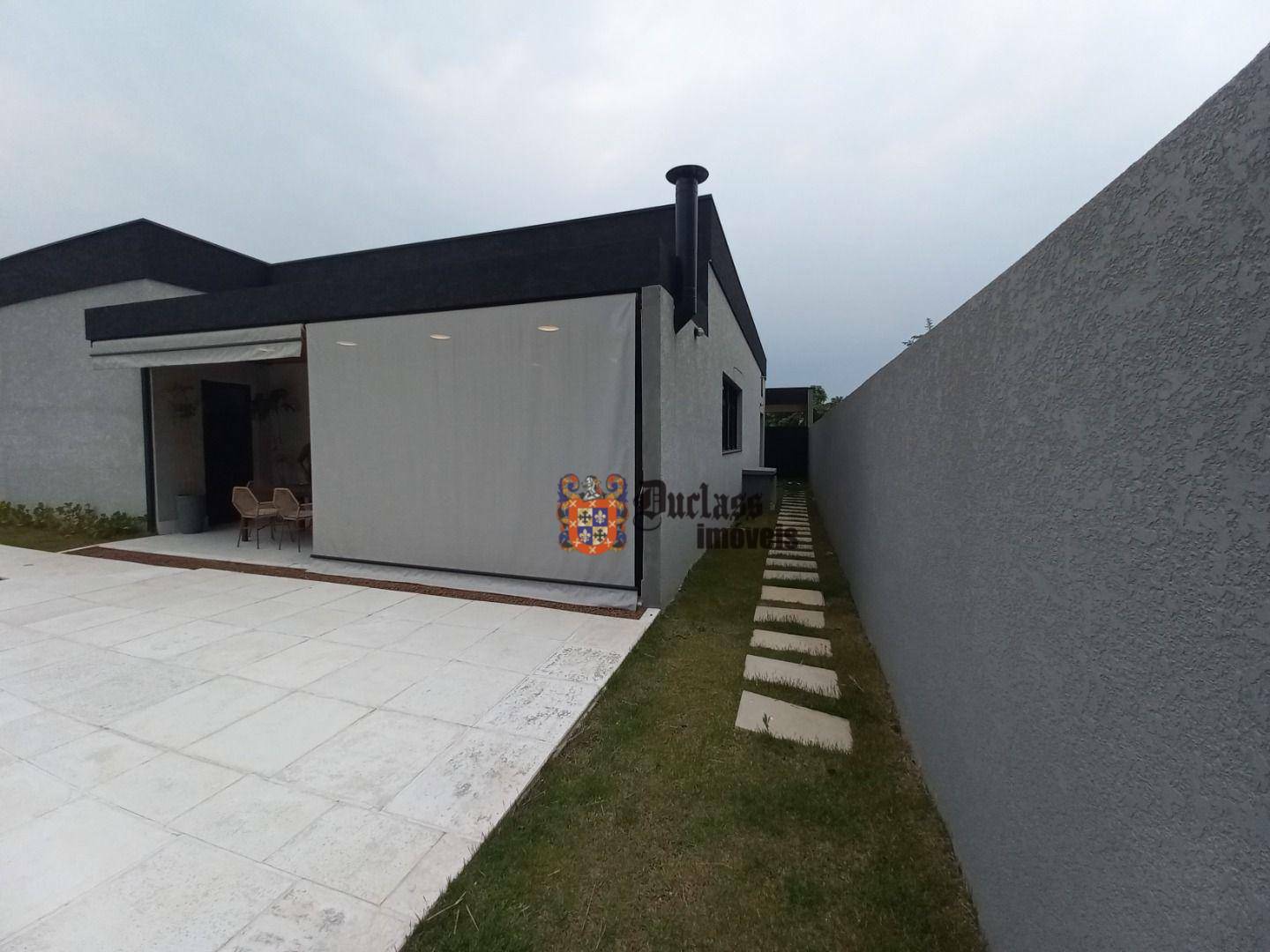 Casa de Condomínio para alugar com 4 quartos, 390m² - Foto 25