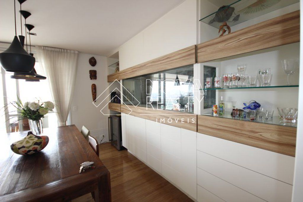 Apartamento à venda com 3 quartos, 141m² - Foto 9