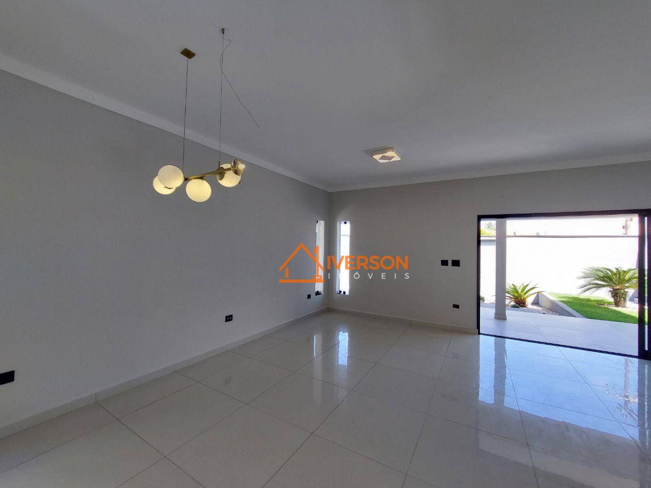 Casa à venda com 4 quartos, 184m² - Foto 7