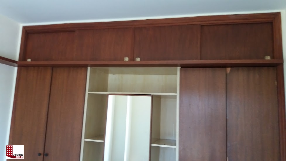 Apartamento à venda com 3 quartos, 240m² - Foto 3