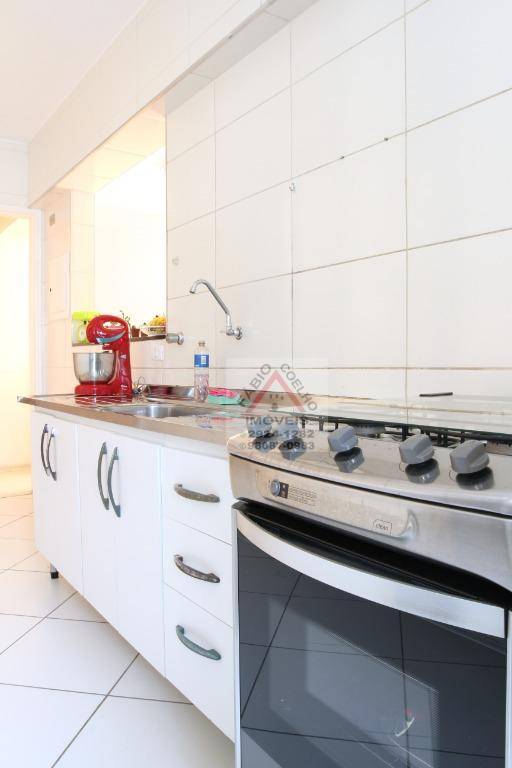 Apartamento à venda com 2 quartos, 65m² - Foto 8