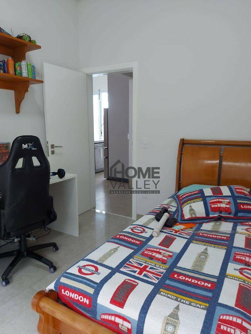 Casa de Condomínio à venda com 3 quartos, 180m² - Foto 18