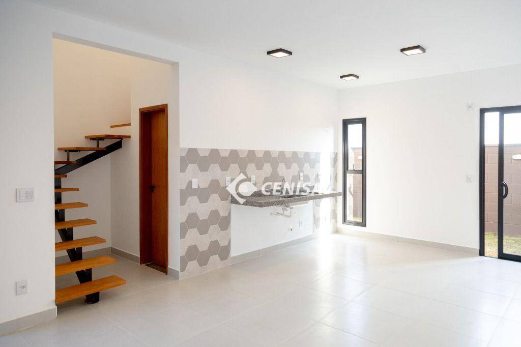 Casa à venda com 2 quartos, 80m² - Foto 5