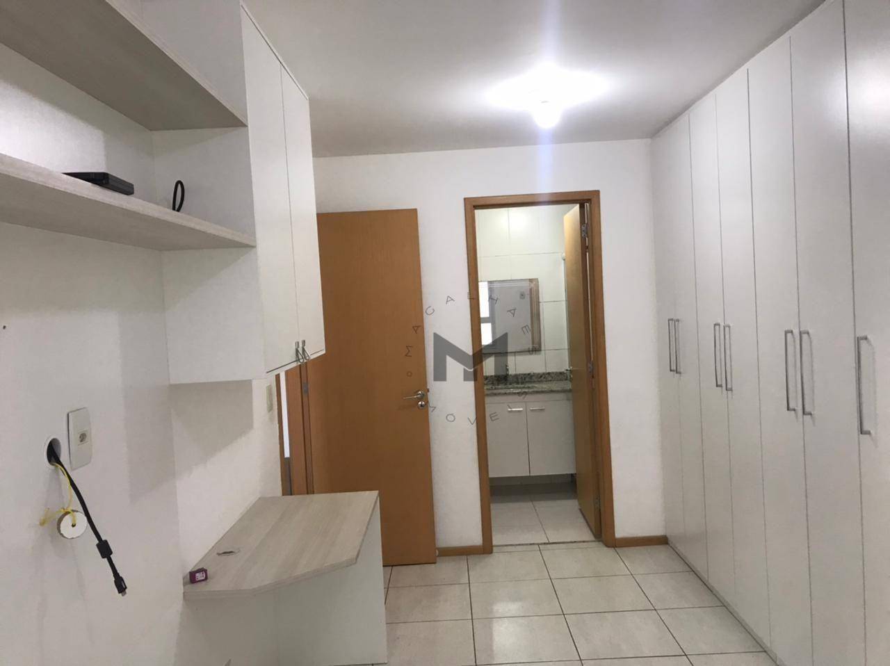 Apartamento à venda com 2 quartos, 80m² - Foto 23