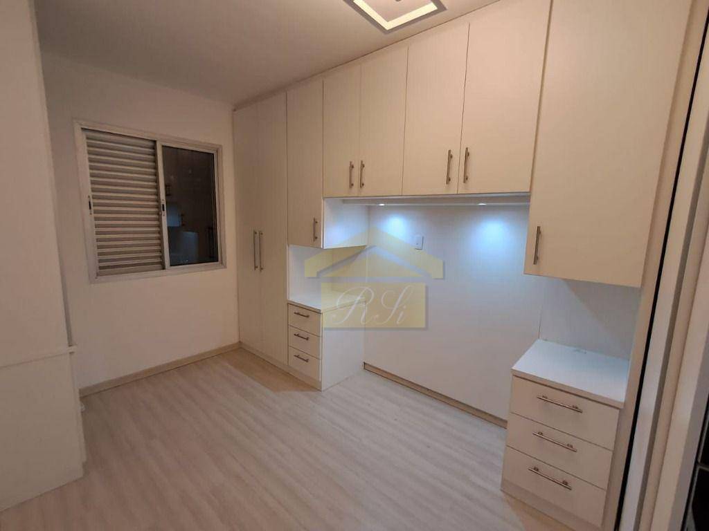 Apartamento à venda com 3 quartos, 124m² - Foto 9