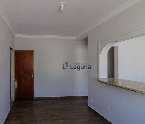 Apartamento à venda com 2 quartos, 60m² - Foto 1