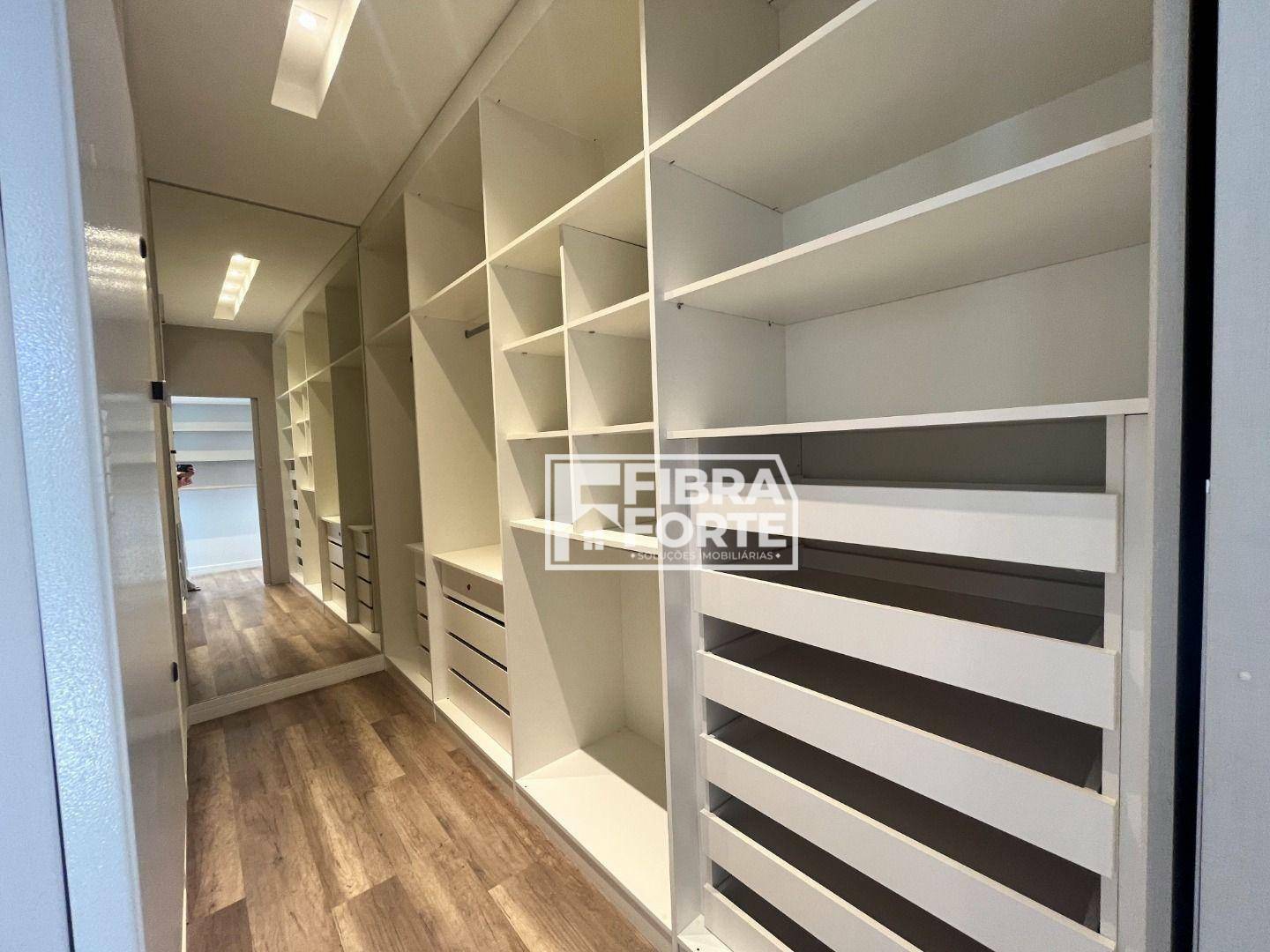 Casa de Condomínio à venda com 3 quartos, 326m² - Foto 25