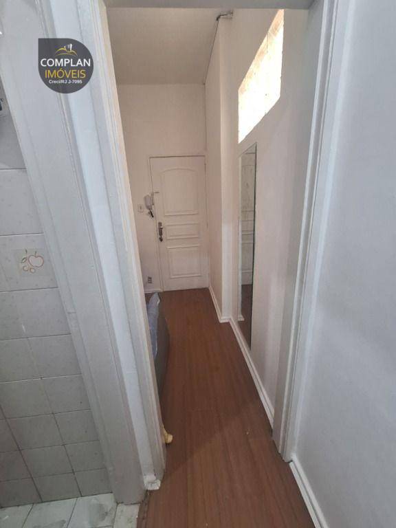 Apartamento à venda com 1 quarto, 32m² - Foto 10