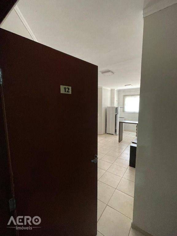 Apartamento para alugar com 1 quarto, 40m² - Foto 15