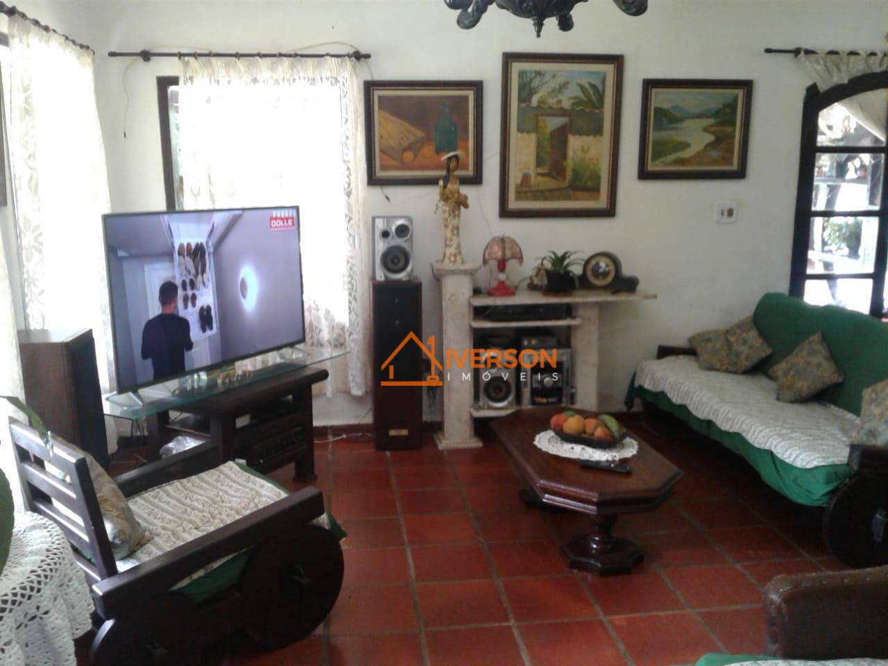 Sítio à venda com 3 quartos, 300m² - Foto 4